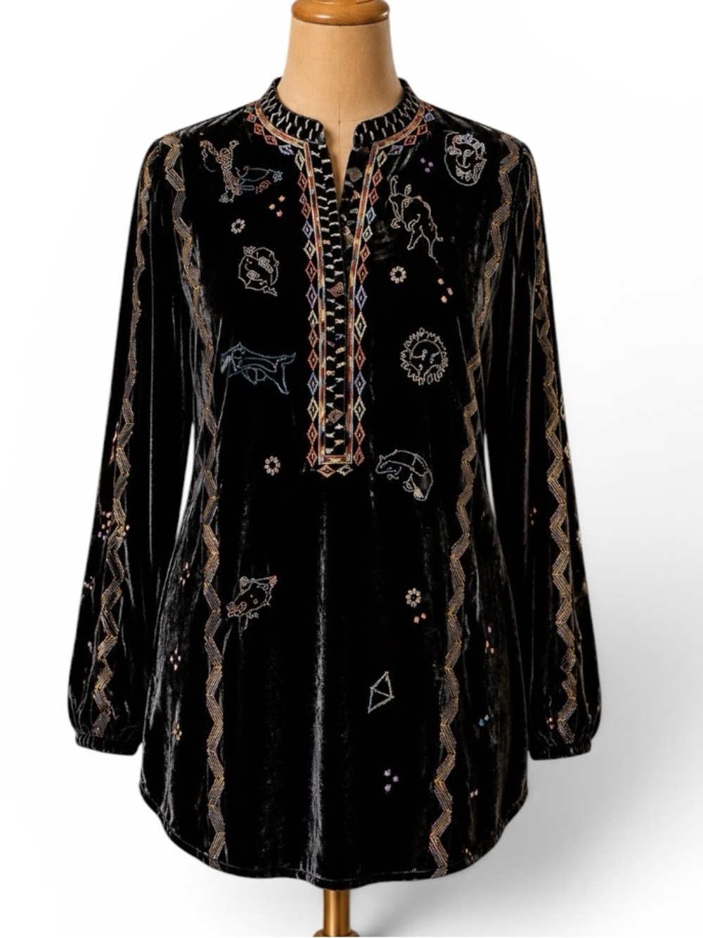 Johnny Was Biya Lyra Black Velvet/Silk ASTROLOGICAL Embroidered Tunic Top NWT